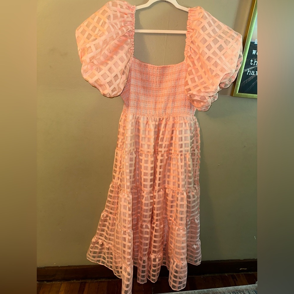 Gingham and Heels Dress with Puff Sleeves